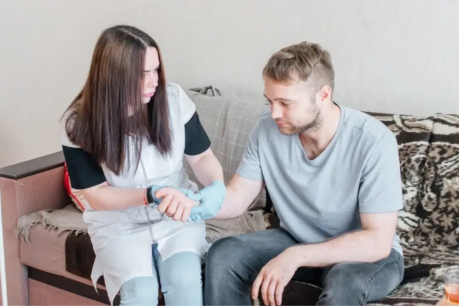 Нарколог на дом в Рошале: быстро, недорого